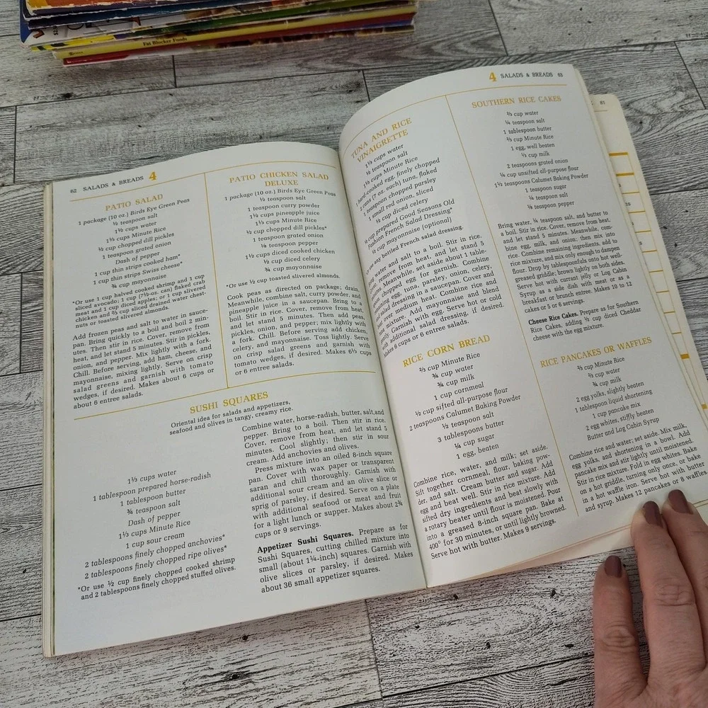 Timeless Recipes with Minute Rice Cookbook 1965 Booklet Soup to Desserts Vtg MCM